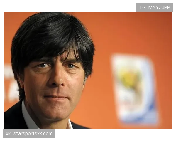 勒夫执教生涯的战术理念演变及其对现代足球的影响